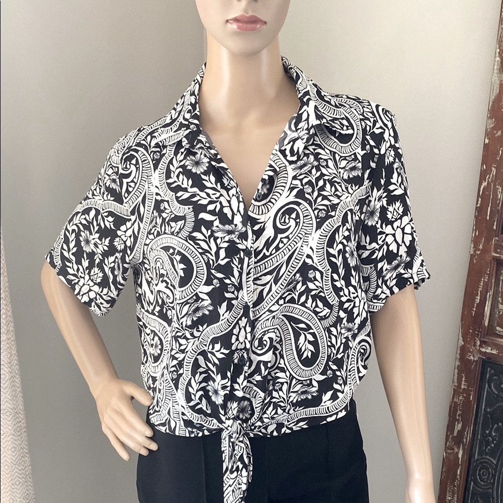 Rachel Zoe Black and White Paisley Women's Top Size Medium